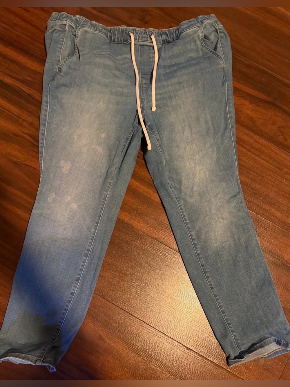 Women's Relaxed Fit Denim Jeans with Drawstring Waist PETITE
